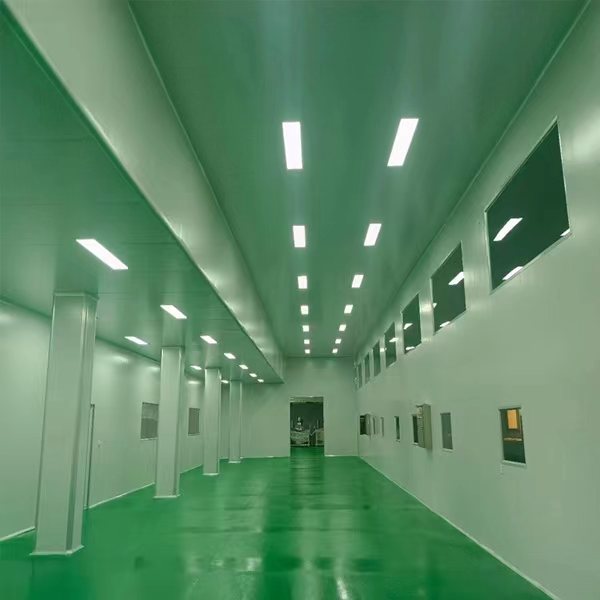 侻